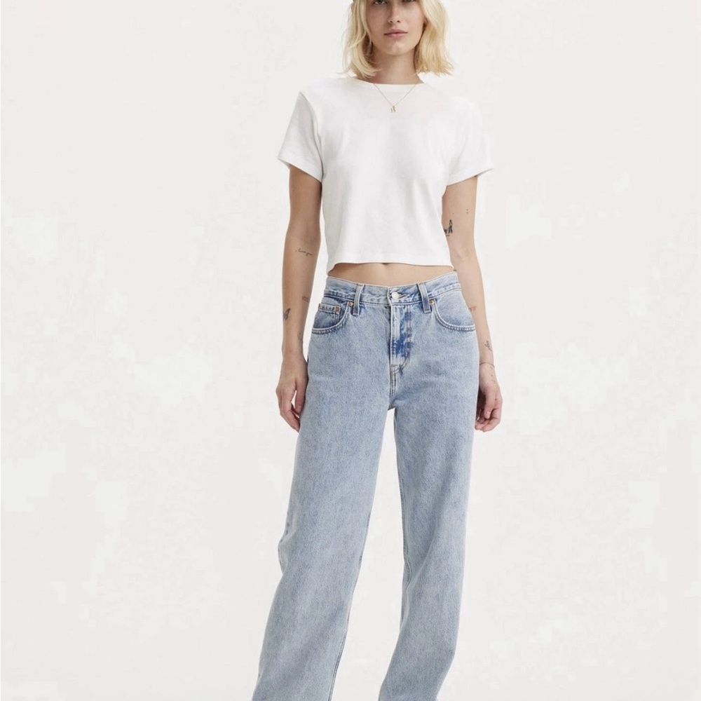 Women's Levi’s Low Pro Light Blue Jeans pre loved size 29